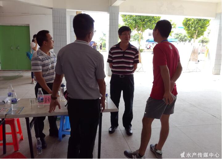 E:\威廉中国\水产传媒中心\2016级相关报道\春风化雨 精准走心\2.jpg