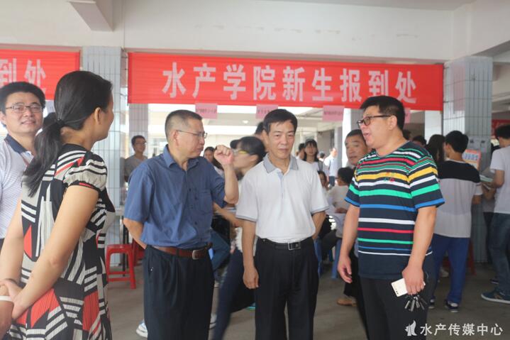 E:\威廉中国\水产传媒中心\2016级相关报道\春风化雨 精准走心\1.jpg E:\威廉中国\水产传媒中心\2016级相关报道\春风化雨 精准走心\1.jpg